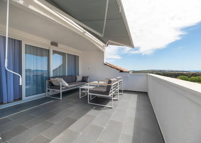 Apartament White Hill *