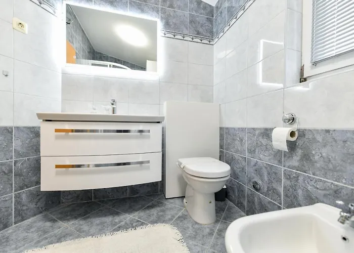 White Hill 자다르